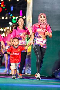 BIB: 18574, 19070
                            <button type="button" onclick="openModal(24689354)" class="btn btn-primary btn-sm float-right btn-popup" data-toggle="modal" data-target=".modal-high-quality">
                        <i class="fas fa-shopping-cart"></i> Add to Cart
                    </button>
                                            <button type="button" onclick="isThisMe(24689354, true)" class="btn btn-success btn-sm float-right btn-popup btn-isme hidden" data-toggle="tooltip" data-placement="bottom" title="นี่คือรูปของคุณใช่ไหม คลิกที่นี่เพื่อเอาเข้าอัลบั้ม">
                        <i class="fas fa-plus"></i> Add to album
                    </button>
                    <button type="button" onclick="isThisMe(24689354, false)" class="btn btn-warning btn-sm float-right btn-popup btn-isnotme hidden">
                        <i class="fas fa-ban"></i> Remove from album
                    </button>